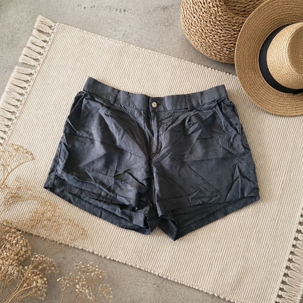 Torrid 22 Stretch Linen Blend High-Rise Short Deep Black 5" Inseam NWT